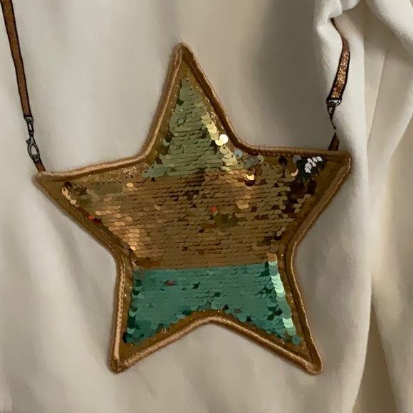 H&M Girl's Sequins Star Sweater - Picture 3 of 5